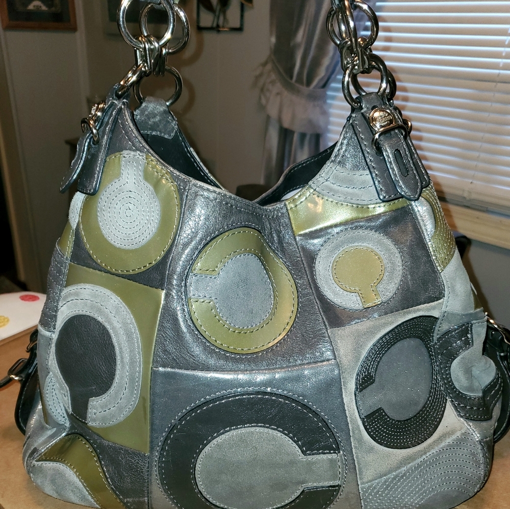 Coach Madison Maggie Shoulderbag - Picture 7 of 7